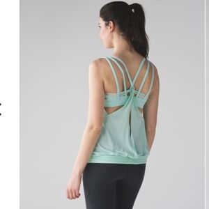 Lululemon Nouveau Limits tank